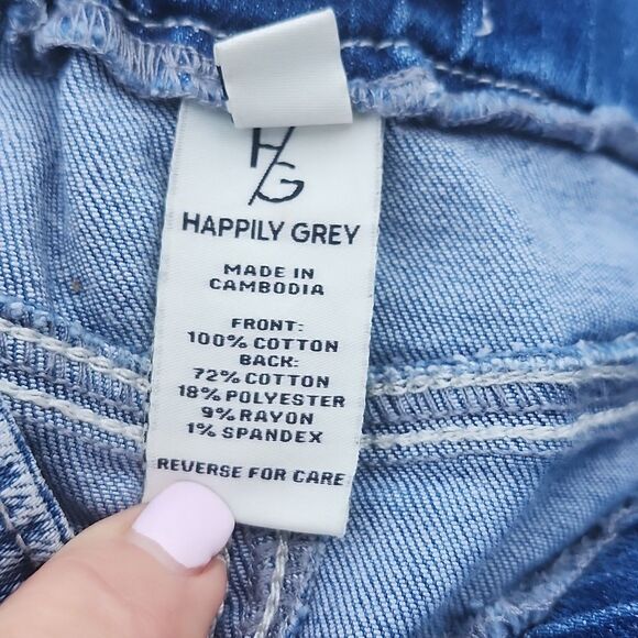 Happily Grey Ultra High Waist Paper Bag Waist Cuffed Denim Shorts, 1/25 - Picture 5 of 6